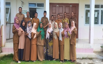 Keluarga Besar SMK negeri 1 Woyla